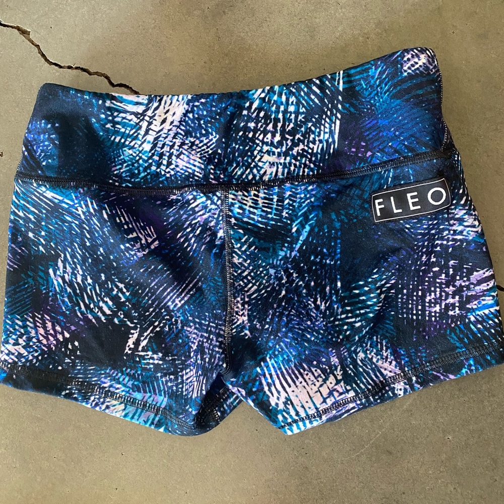 Fleo Shorts